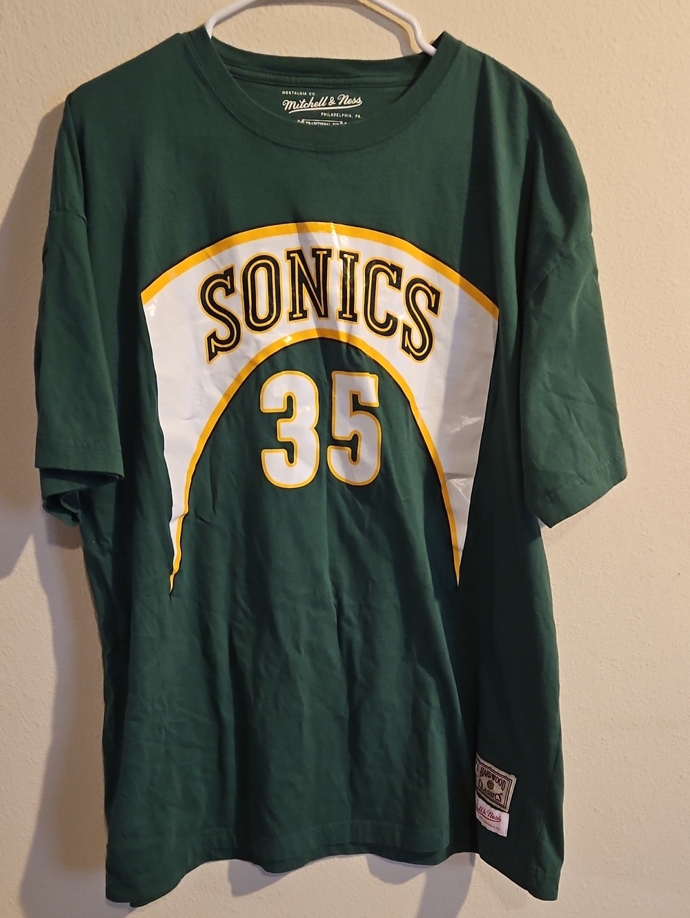 Mitchell & Ness Green Sonics #35 Tee with White & Gold Graphics